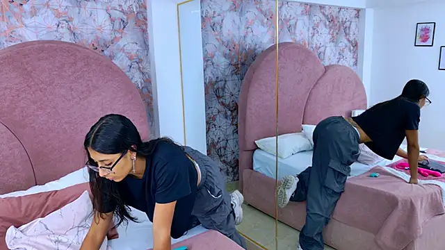 Snapshot of RavenGloomy chatting on 31, 10, 2025 RavenGloomy online show from 31, 10, 2025