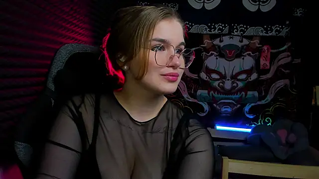 SophieMurrr online show from 21, 10, 2025