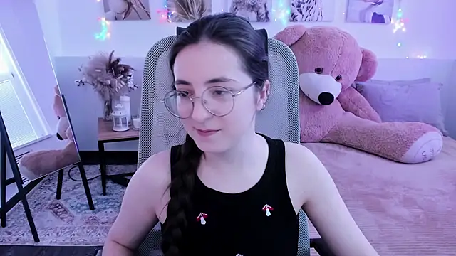 Snapshot of VirtuallVoyant chatting on 21, 2, 2026 VirtuallVoyant online show from 21, 2, 2026