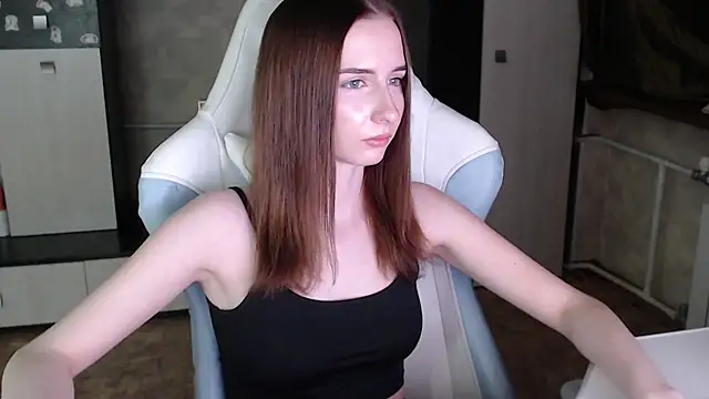 Cutti Crystal online show from 5, 11, 2025