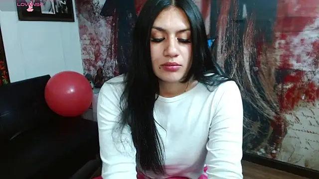 gigi gilt  online show from 23, 5, 2026