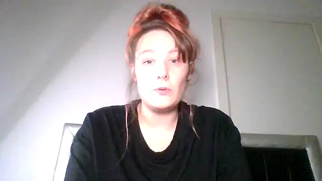 Snapshot of ScottoshThickThighs chatting on 2, 12, 2025 ScottoshThickThighs online show from 2, 12, 2025