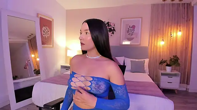 AuroraEvanss online show from 7, 1, 2026