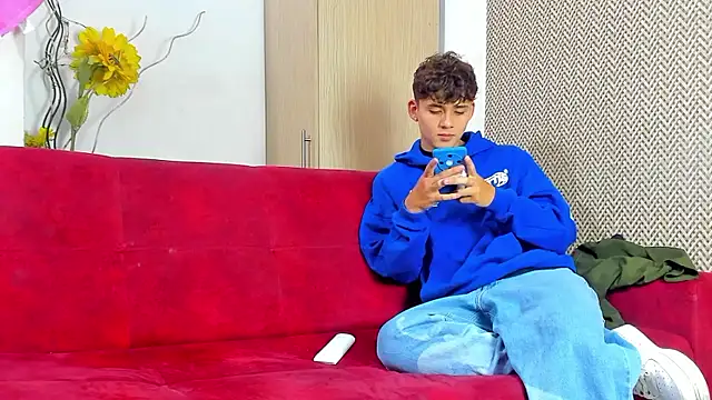 willy sexxx18 online show from 28, 2, 2026