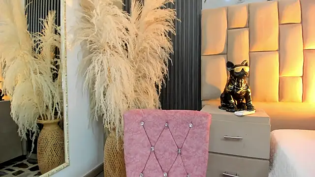 cloesummerr  online show from 7, 2, 2026