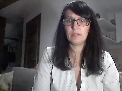 Elena48324 online show from 2, 4, 2026