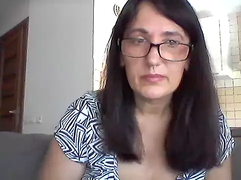 Snapshot of Elena48324 chatting on 26, 6, 2026 Elena48324 online show from 26, 6, 2026