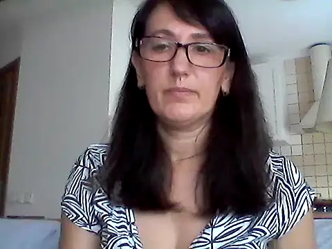 Snapshot of Elena48324 chatting on 5, 7, 2026 Elena48324 online show from 5, 7, 2026