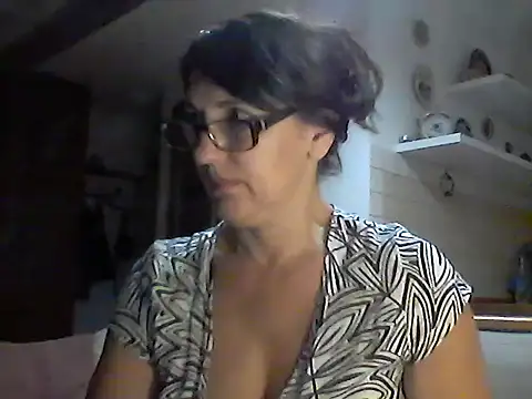 Snapshot of Elena48324 chatting on 6, 8, 2026 Elena48324 online show from 6, 8, 2026