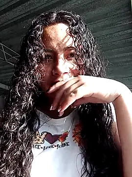 Yaya watson online show from 19, 10, 2025