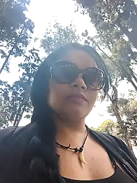 Snapshot of Yaya_watson chatting on 21, 4, 2026 Yaya watson online show from 21, 4, 2026