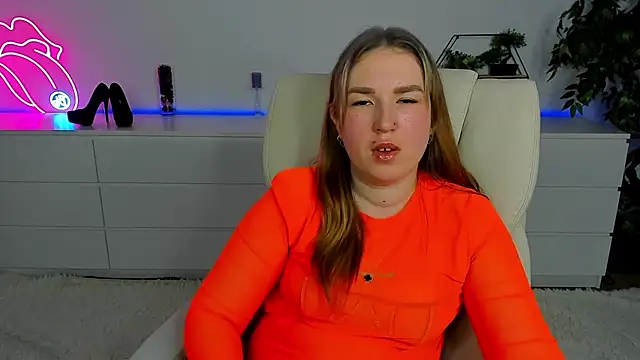 Snapshot of Sofii_darling chatting on 23, 2, 2026 Sofii darling online show from 23, 2, 2026