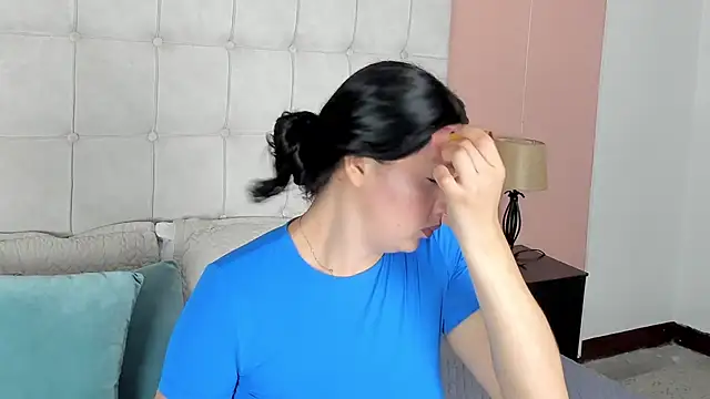 ashley Olsen online show from 26, 9, 2025