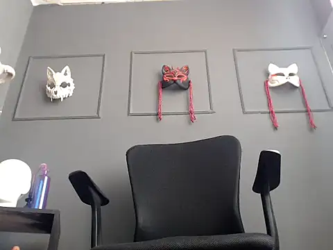 Snapshot of zain_kreigger chatting on 28, 9, 2025 zain kreigger online show from 28, 9, 2025