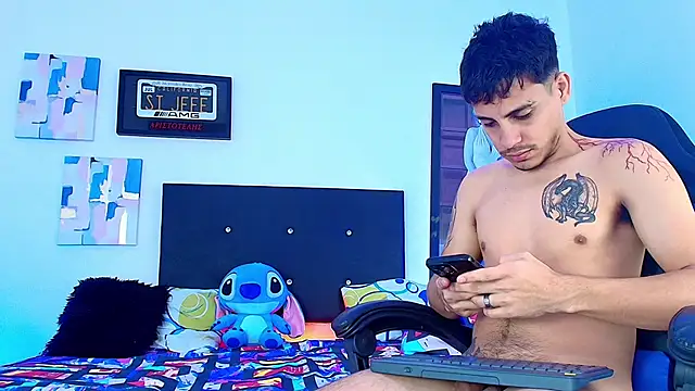 Snapshot of Luke_Stone chatting on 24, 9, 2025 Luke Stone online show from 24, 9, 2025