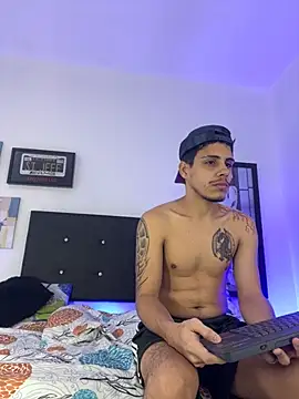 Snapshot of Luke_Stone chatting on 15, 10, 2025 Luke Stone online show from 15, 10, 2025