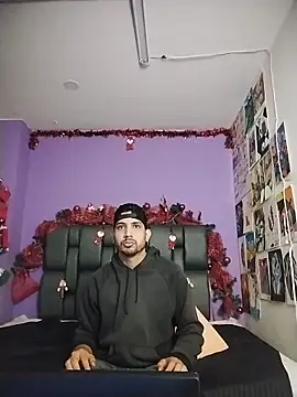 ashtoncooperr online show from 4, 12, 2025