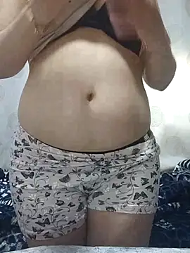 Snapshot of linakhalifa chatting on 8, 5, 2026 linakhalifa online show from 8, 5, 2026