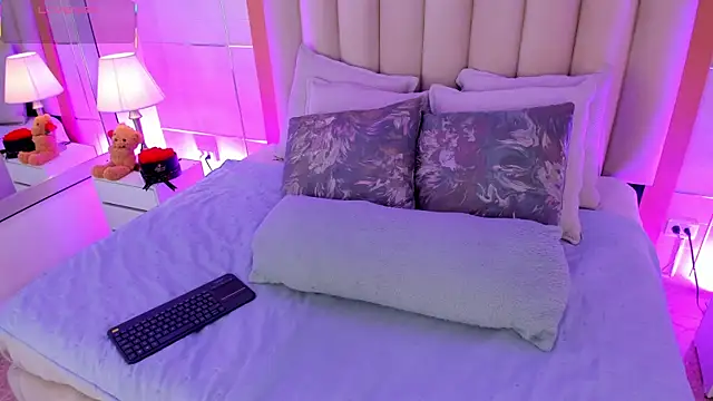 Snapshot of MaddieParker chatting on 17, 1, 2026 MaddieParker online show from 17, 1, 2026