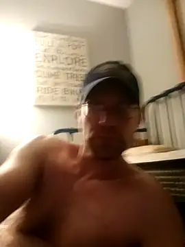 Snapshot of MikeO6969xxx chatting on 5, 4, 2026 MikeO6969xxx online show from 5, 4, 2026