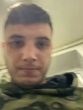 Snapshot of kisspussy1993 chatting on 4, 12, 2025 kisspussy1993 online show from 4, 12, 2025