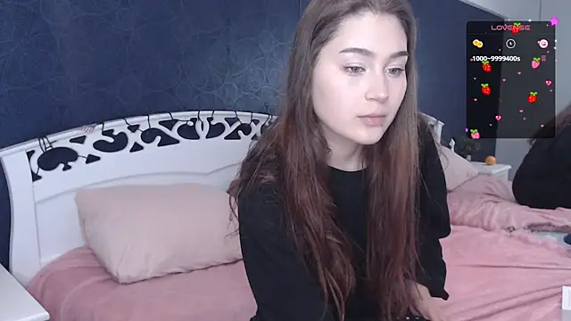 Lili Luuu online show from 1, 10, 2025