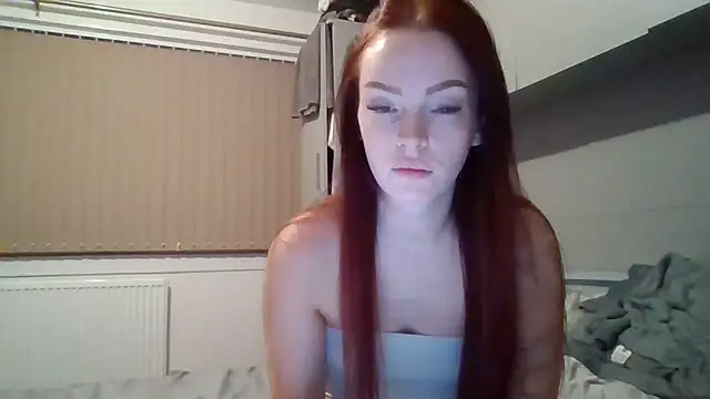 Snapshot of Filthy-British-Skylar chatting on 27, 9, 2025 Filthy-British-Skylar online show from 27, 9, 2025