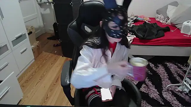 Snapshot of JackyNmD chatting on 28, 4, 2026 JackyNmD online show from 28, 4, 2026