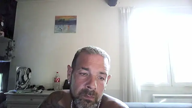 Snapshot of soumisdeblake83 chatting on 16, 6, 2026 soumisdeblake83 online show from 16, 6, 2026