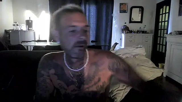 Snapshot of soumisdeblake83 chatting on 22, 6, 2026 soumisdeblake83 online show from 22, 6, 2026