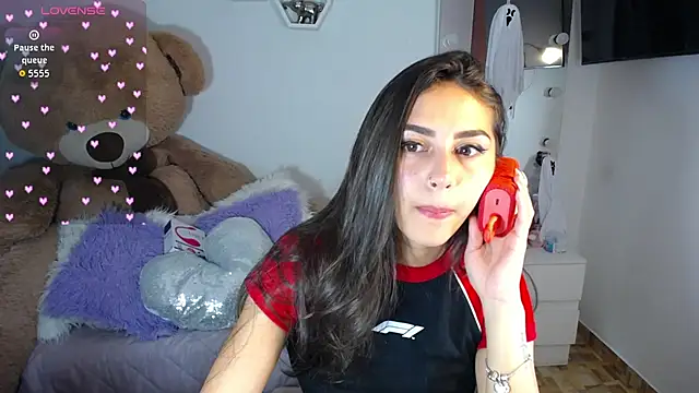 Snapshot of channel-rose1 chatting on 19, 10, 2025 channel-rose1 online show from 19, 10, 2025