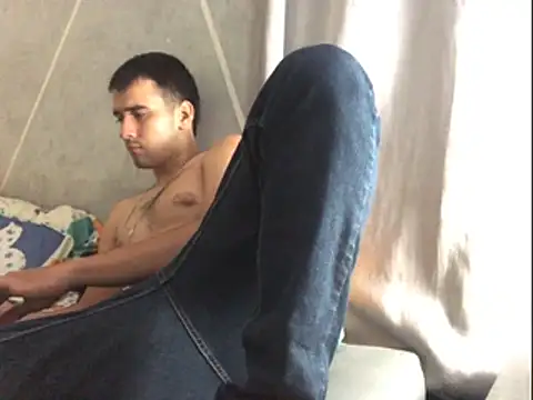 Snapshot of Cesar_Augusto chatting on 12, 4, 2026 Cesar Augusto online show from 12, 4, 2026