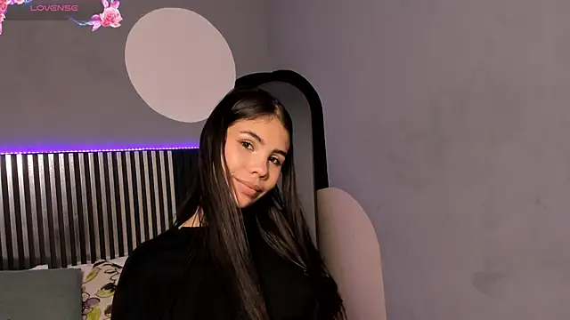 Snapshot of Emilybeltons chatting on 30, 9, 2025 Emilybeltons online show from 30, 9, 2025