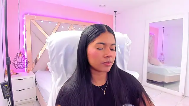 samantaa shy online show from 6, 3, 2026