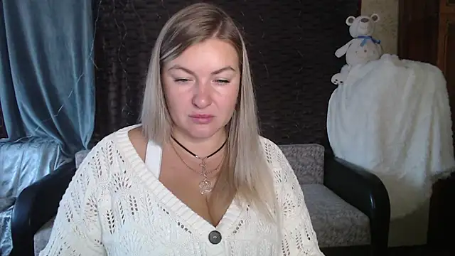 NikaSkylink online show from 19, 9, 2025