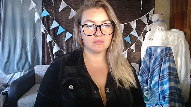 NikaSkylink online show from 2, 10, 2025