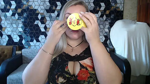 NikaSkylink online show from 4, 2, 2026