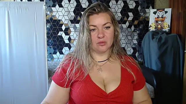 Snapshot of NikaSkylink chatting on 5, 5, 2026 NikaSkylink online show from 5, 5, 2026