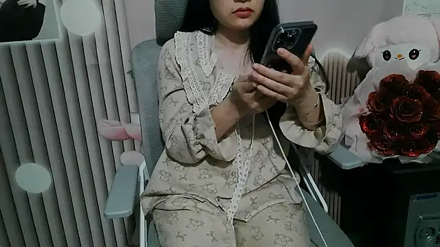 Emachiii online show from 23, 11, 2025