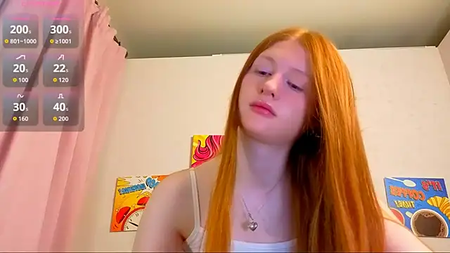 Snapshot of LuxXAngel chatting on 10, 10, 2025 LuxXAngel online show from 10, 10, 2025