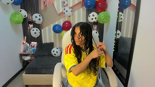 LittleeStar online show from 17, 6, 2026