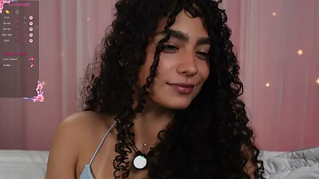 Victoria Curly online show from 29, 10, 2025