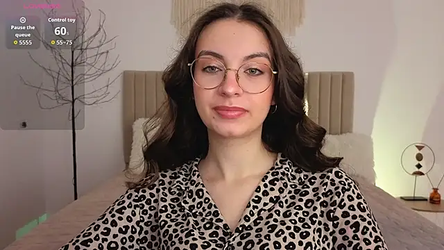Snapshot of Real_cutie1 chatting on 3, 6, 2026 Real cutie1 online show from 3, 6, 2026