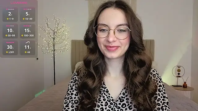 Snapshot of Real_cutie1 chatting on 4, 6, 2026 Real cutie1 online show from 4, 6, 2026