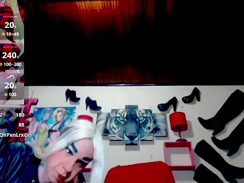 Snapshot of blondehot5v chatting on 12, 9, 2025 blondehot5v online show from 12, 9, 2025