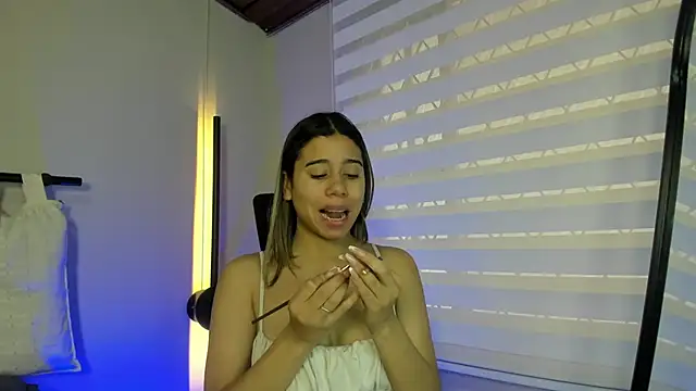 Rachell criss online show from 18, 9, 2025