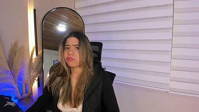 Rachell criss online show from 25, 10, 2025