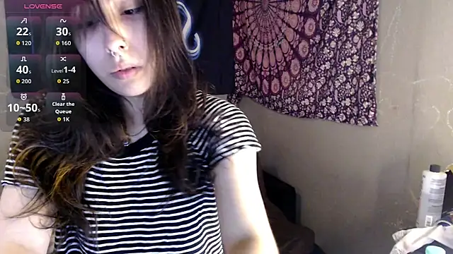 London Ray online show from 7, 4, 2026