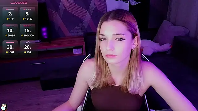 Sandy Belle online show from 4, 10, 2025