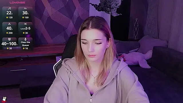 Sandy Belle online show from 18, 11, 2025